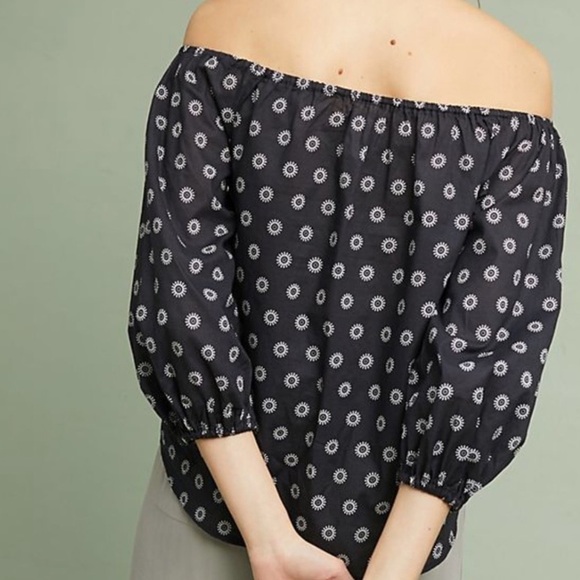 Anthropologie Tops - Anthropologie MAEVE Boho off the Shoulder Dark Gray Printed Top Size XS